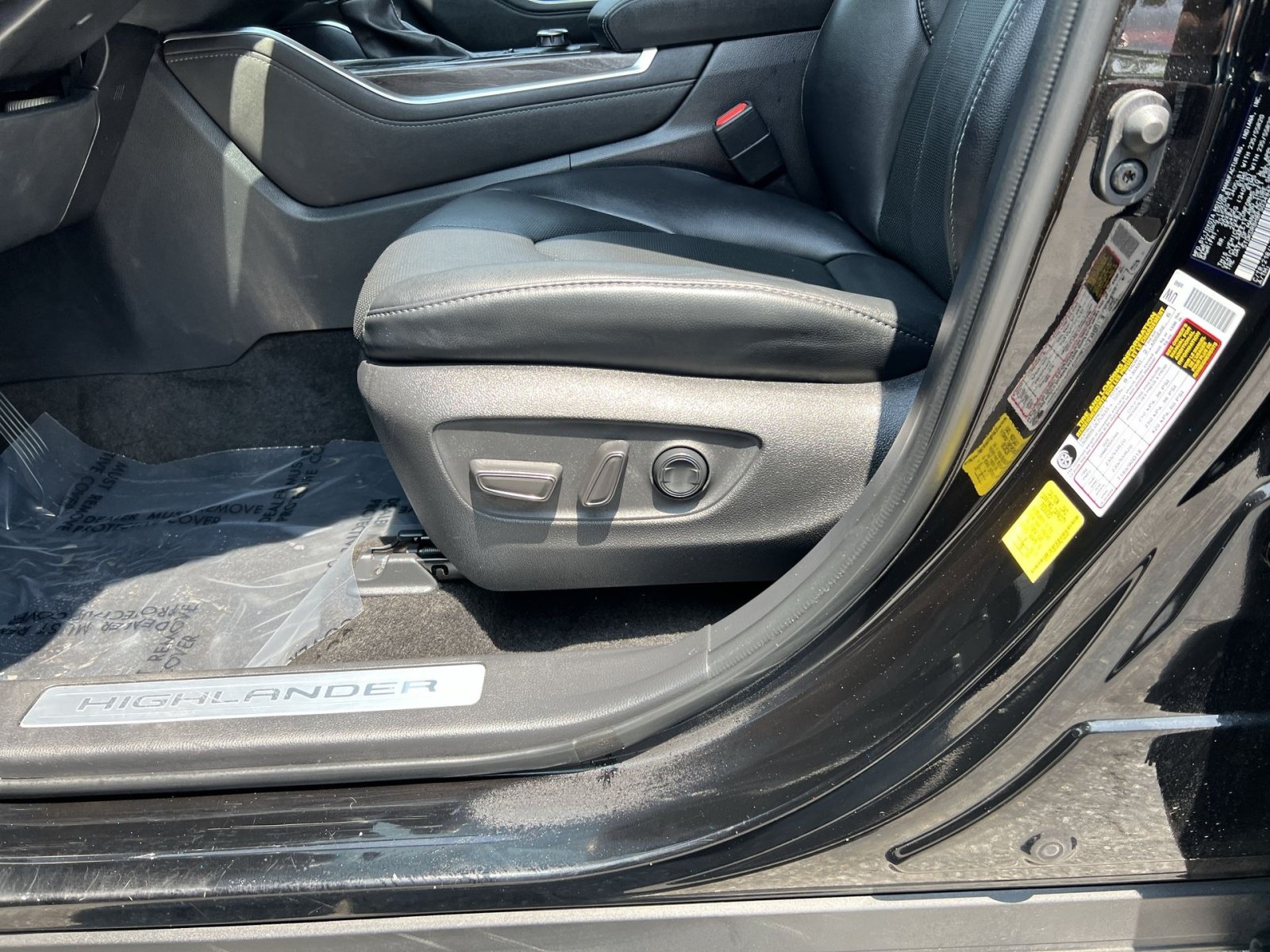 Used 2023 Toyota Highlander Limited AWD/4WD image 14