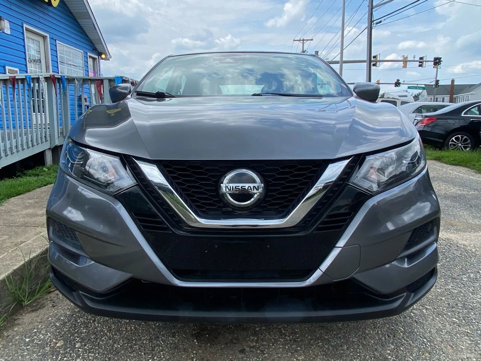 Used 2021 Nissan Rogue Sport S image 3