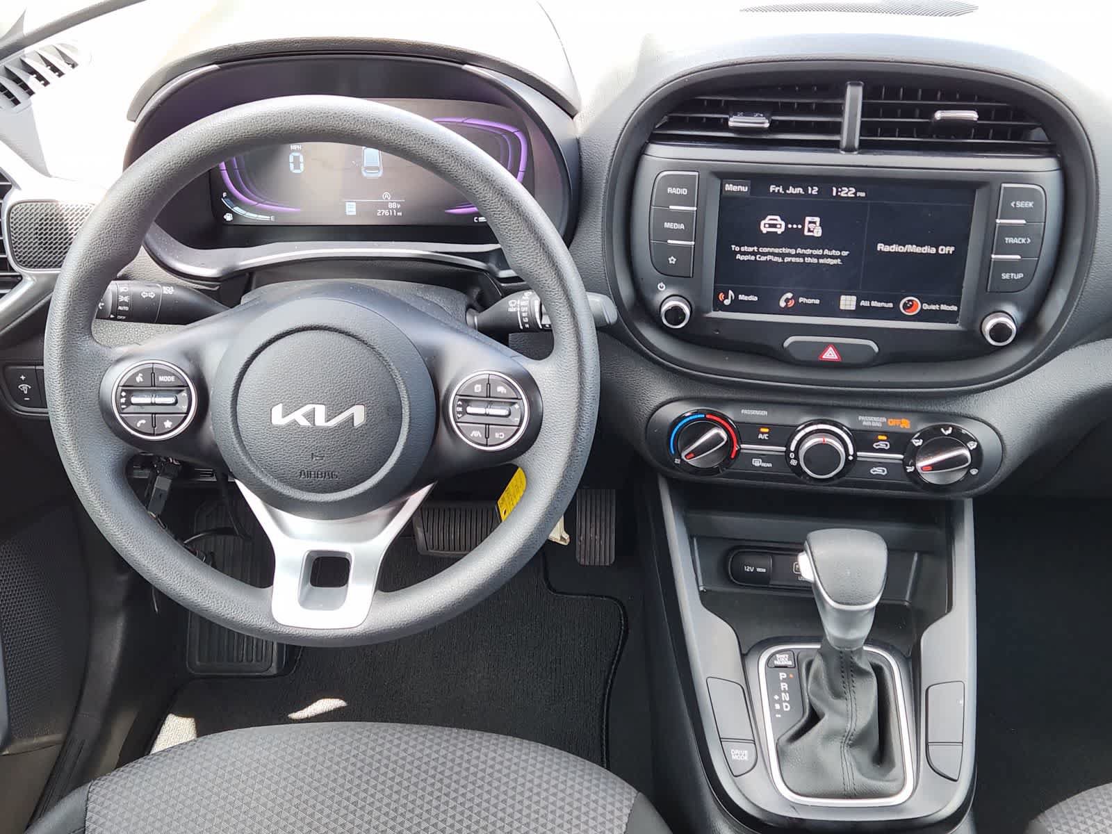 Certified 2025 Kia Soul LX w/ LX Technology Package FWD image 26