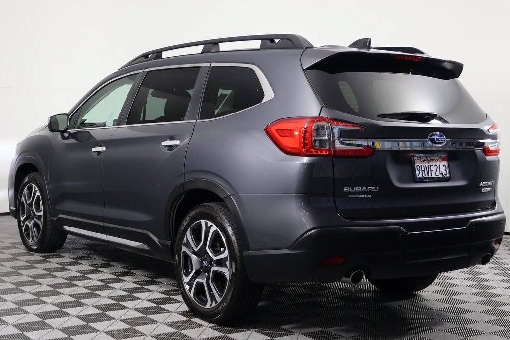 Used 2023 Subaru Ascent Touring AWD/4WD image 6
