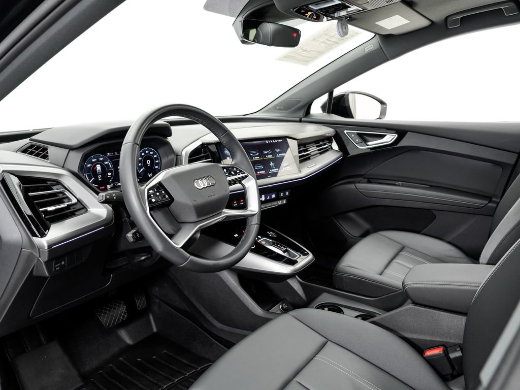 Used 2023 Audi Q4 e-tron Premium Plus w/ Premium Plus AWD/4WD image 4