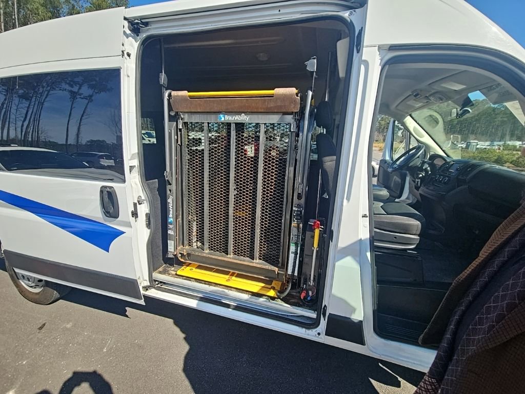 Used 2019 RAM ProMaster 3500 w/ Premium Appearance Group image 6