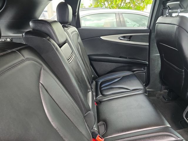 Used 2019 Lincoln Nautilus FWD image 11