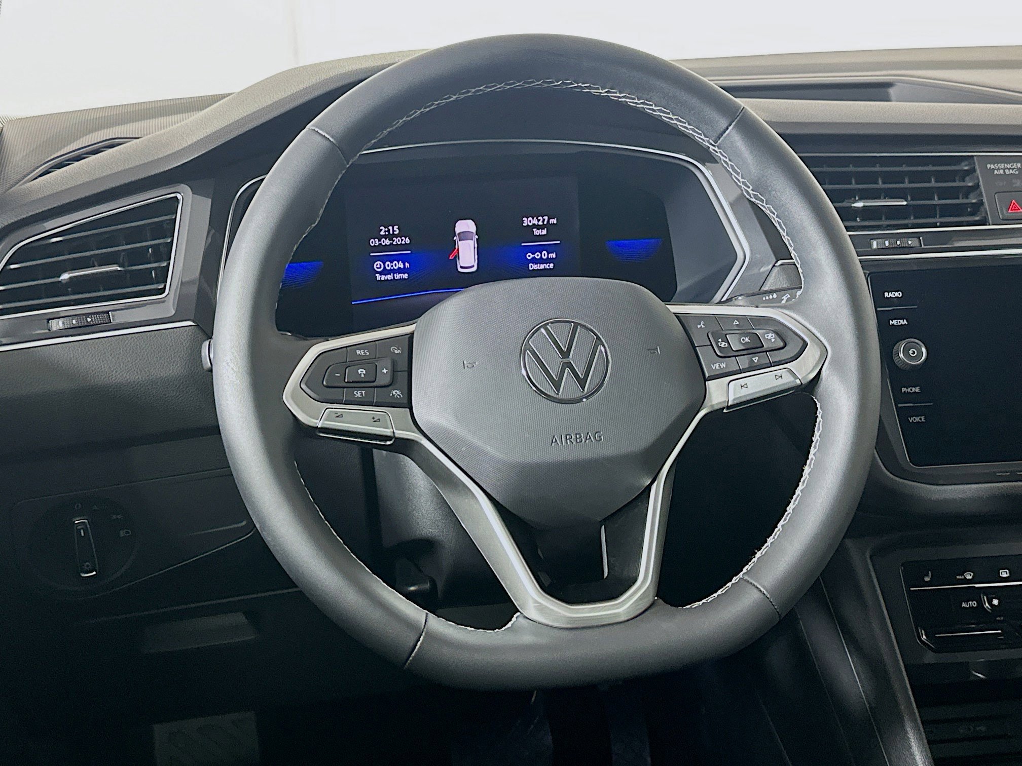 Used 2022 Volkswagen Tiguan SE image 18