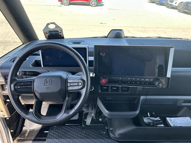 Used 2024 Chevrolet Brightdrop 600 w/ Commercial Equipment Package AWD/4WD image 3