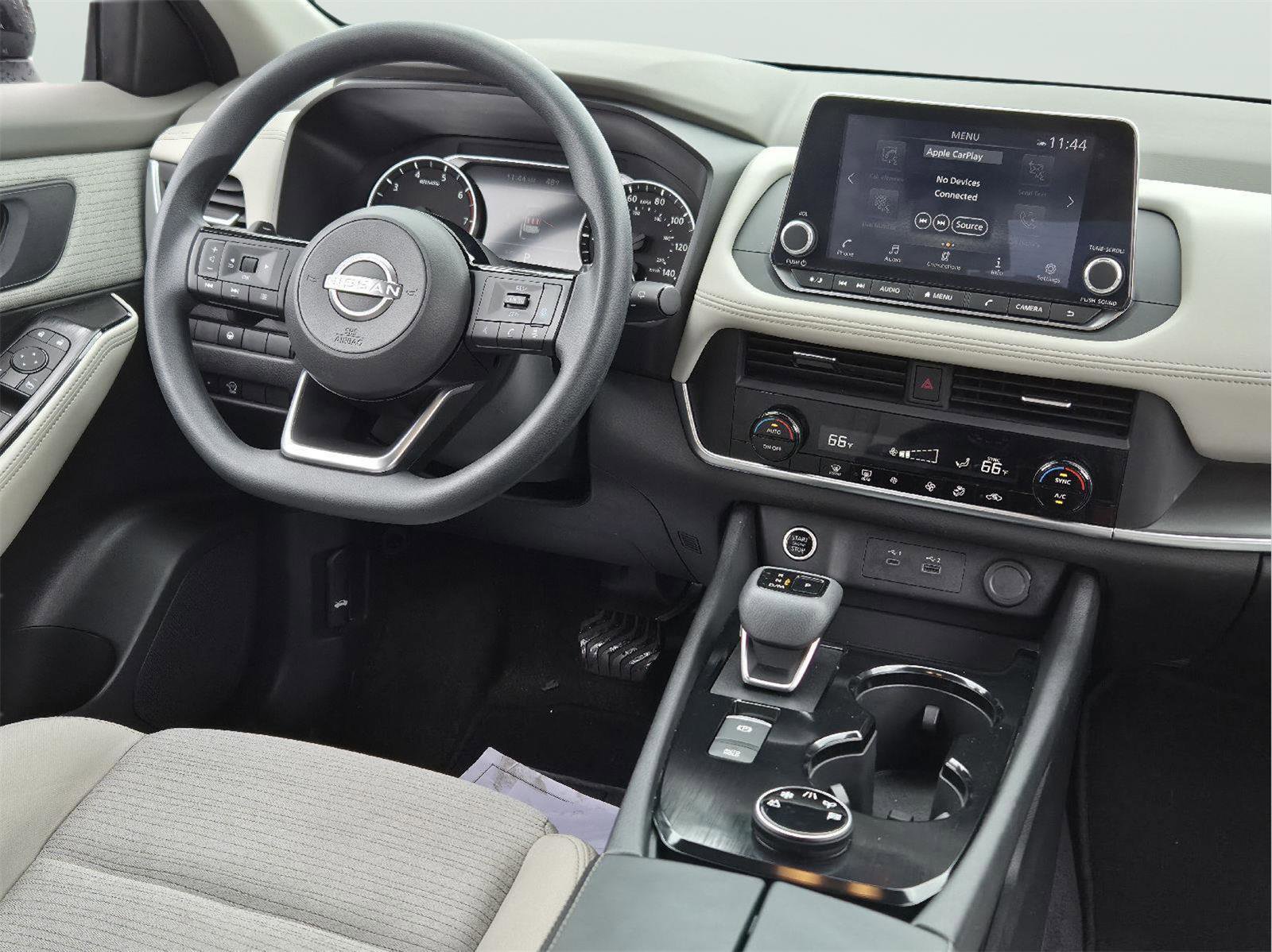 Used 2023 Nissan Rogue SV image 20