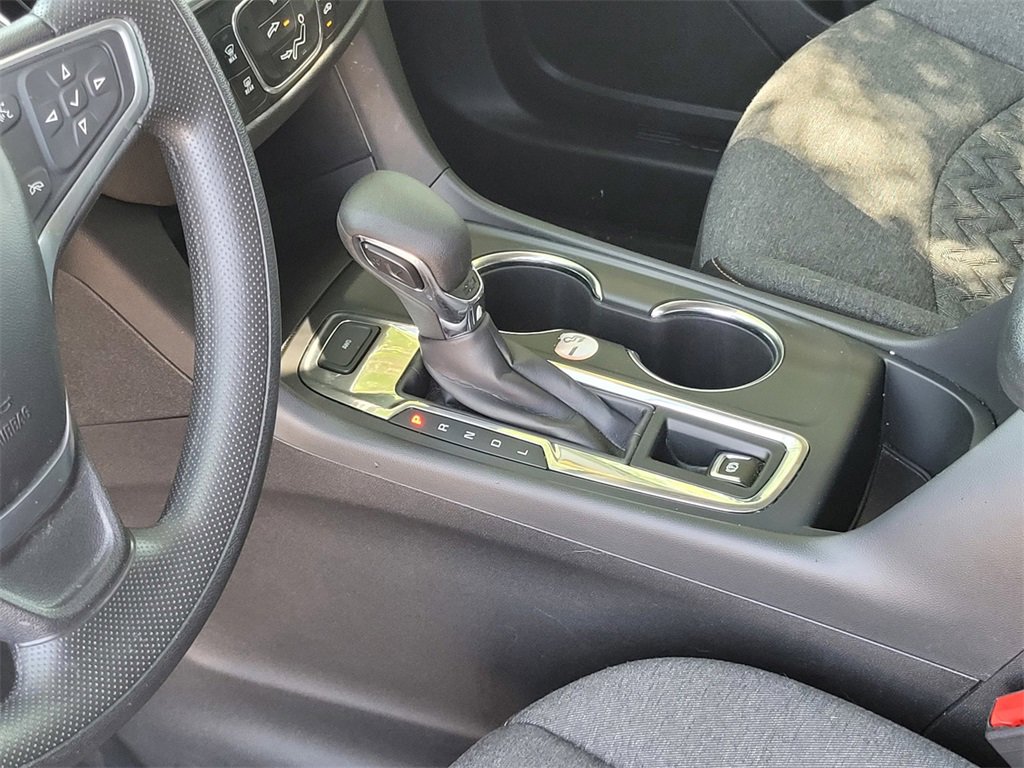 Used 2023 Chevrolet Equinox LT image 24