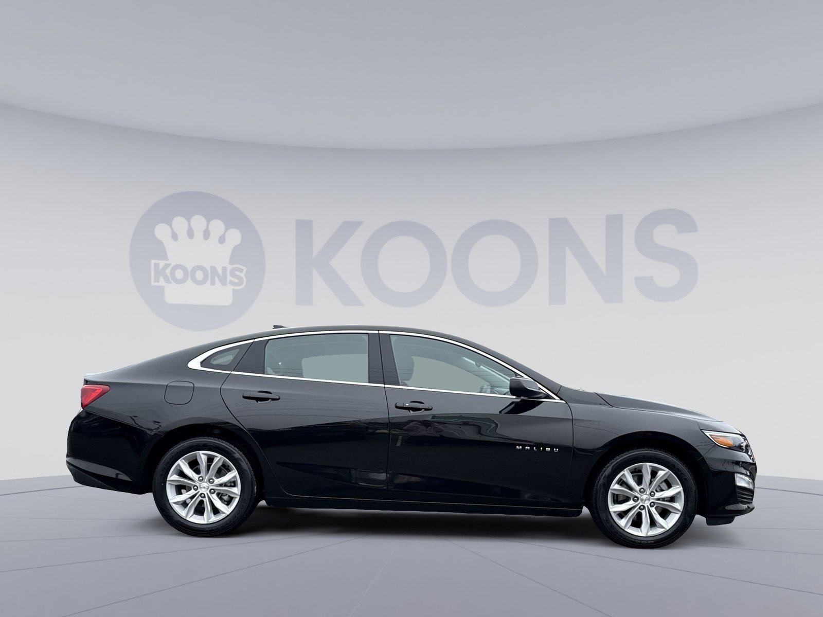 Used 2025 Chevrolet Malibu LT image 8