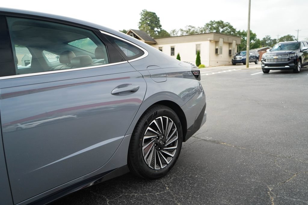 Used 2024 Hyundai Sonata Limited FWD image 22