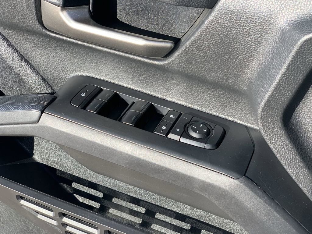 Used 2024 Toyota Tacoma TRD Off-Road image 21