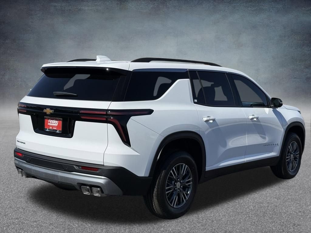 New 2026 Chevrolet Traverse LT image 3