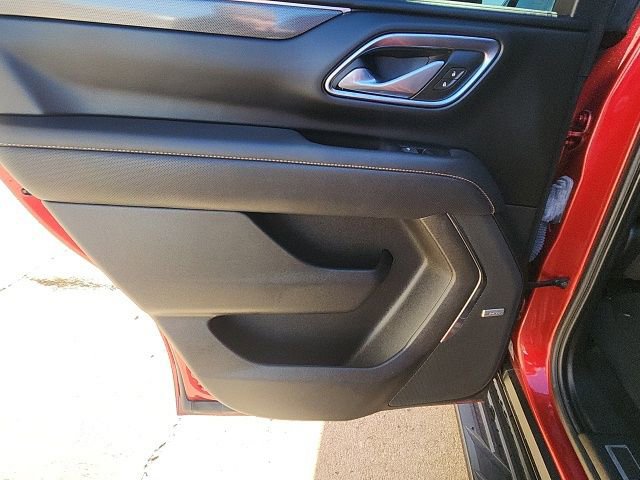 Used 2024 GMC Yukon AT4 w/ Technology Package image 21