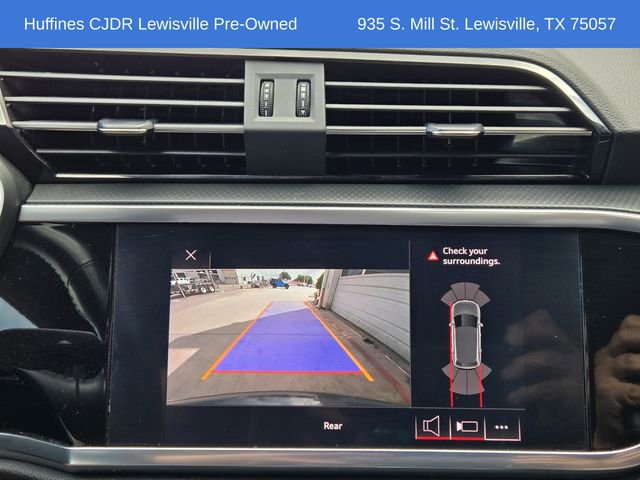 Used 2020 Audi Q3 2.0T Premium w/ Convenience Package AWD/4WD image 19