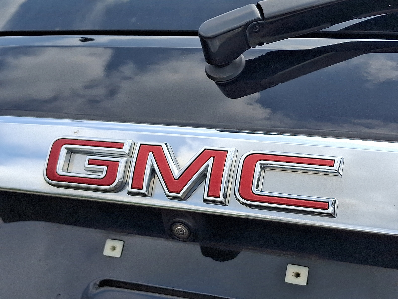 Used 2023 GMC Acadia SLE w/ Driver Convenience Package image 31
