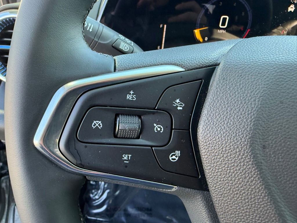 Certified 2025 Chevrolet Trax LT w/ LT Convenience Package image 22