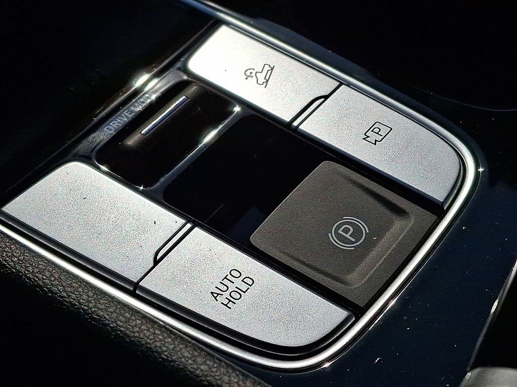 New 2026 Hyundai Santa Cruz SE FWD image 16
