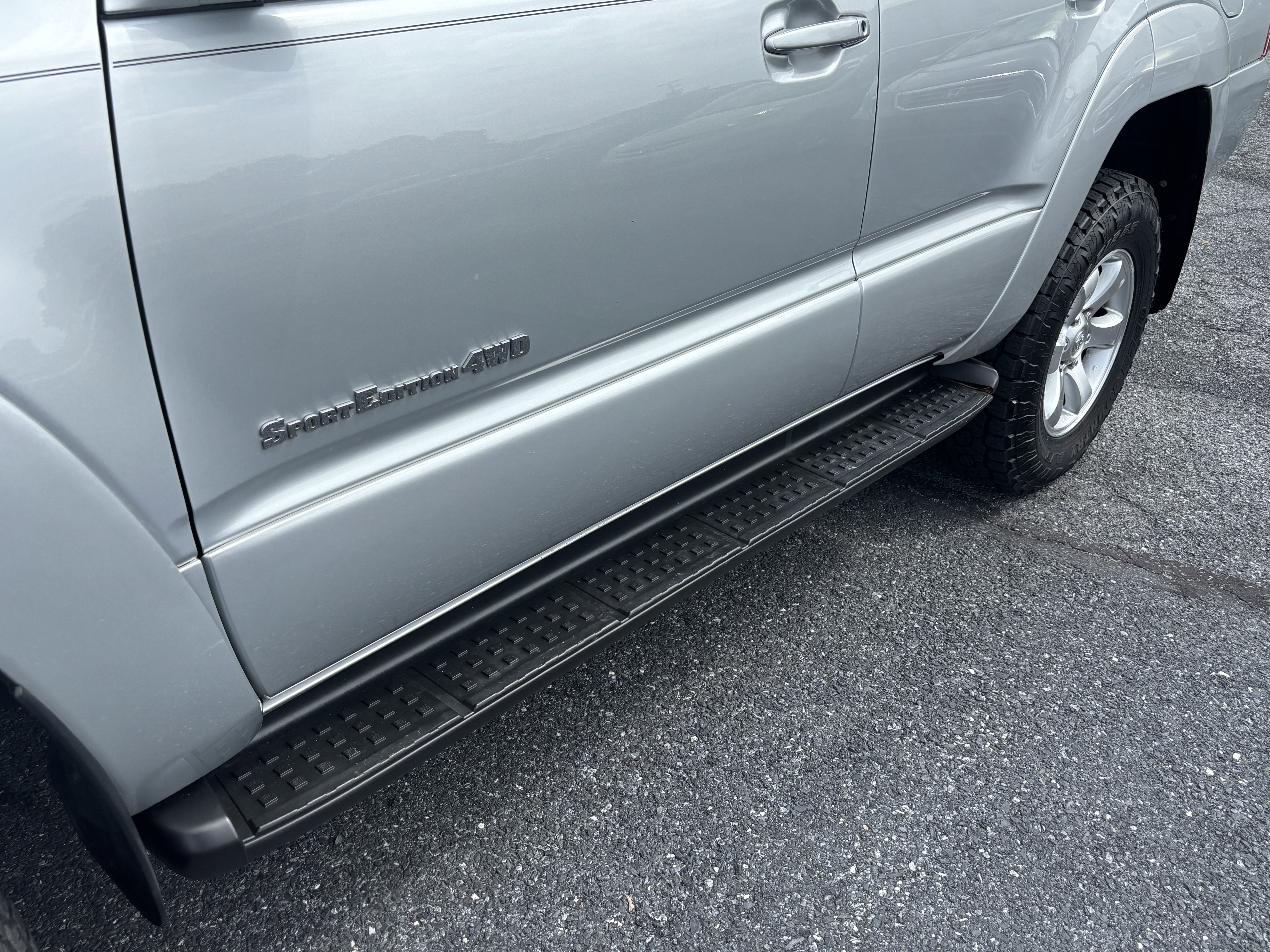 Used 2004 Toyota 4Runner Sport image 31