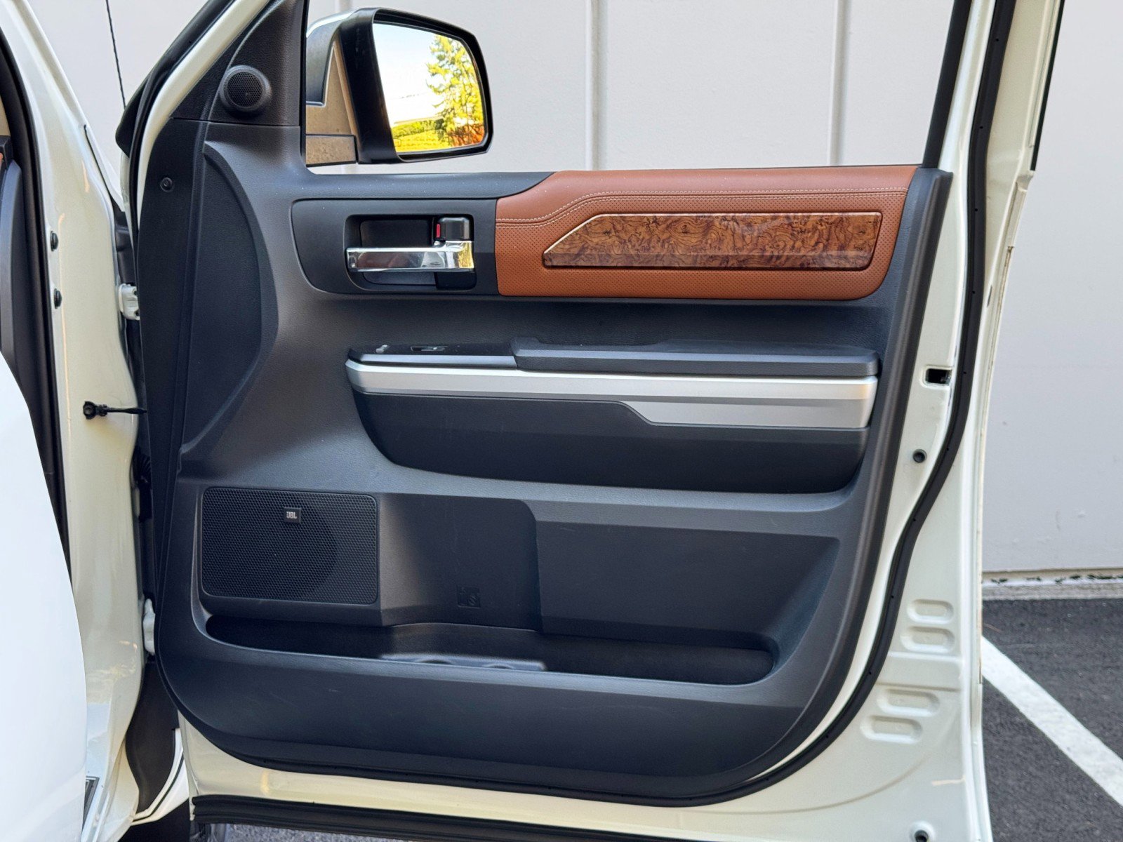 Used 2015 Toyota Tundra 1794 Edition image 43