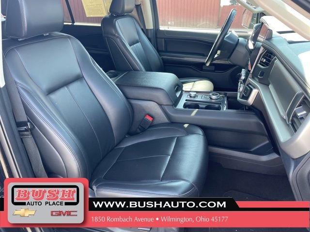 Used 2024 Ford Expedition XLT AWD/4WD image 28