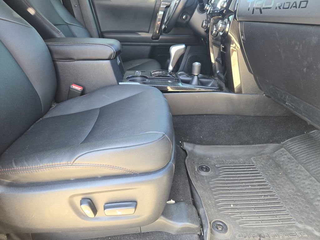 Used 2023 Toyota 4Runner TRD Off-Road Premium image 15