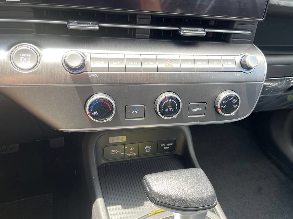 New 2026 Hyundai Kona SE AWD/4WD image 13