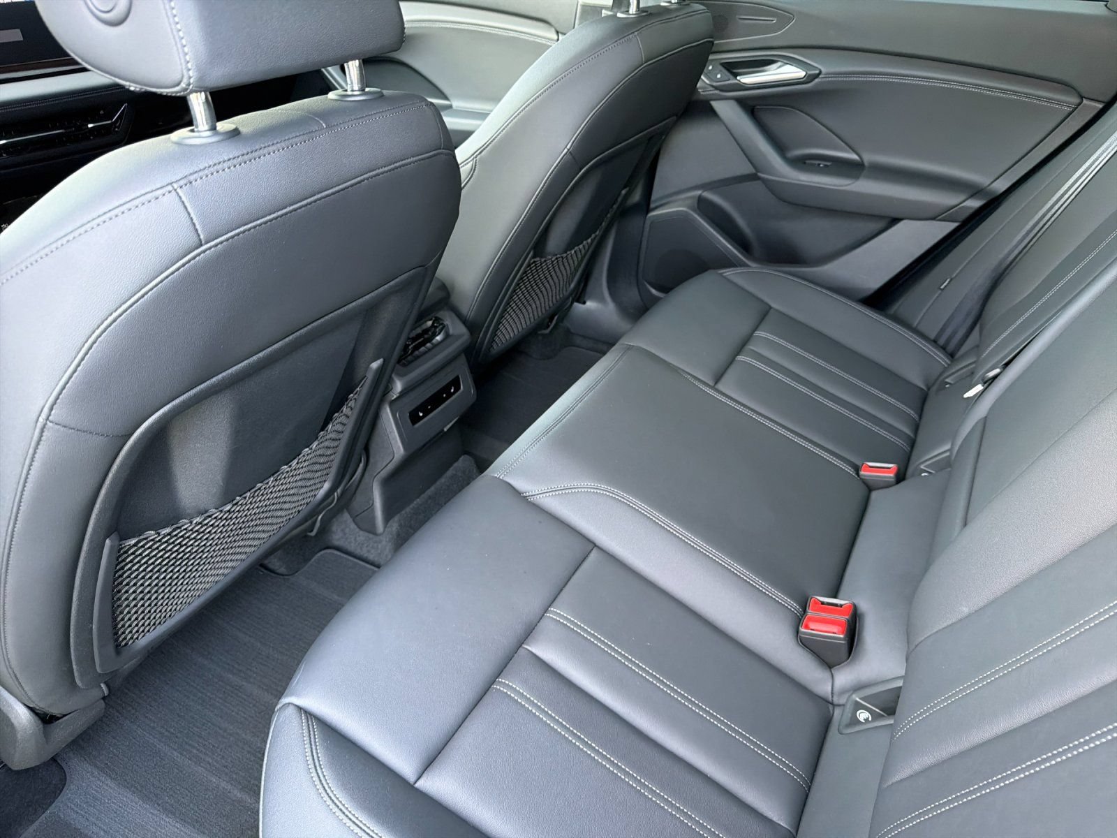Used 2025 Audi Q6 e-tron Premium w/ Convenience Package AWD/4WD image 12