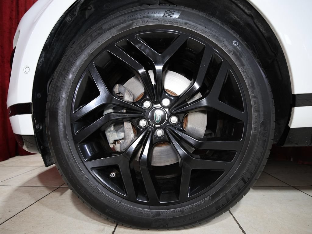 Used 2020 Land Rover Range Rover Evoque R-Dynamic SE AWD/4WD image 7