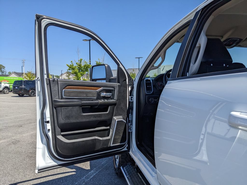 Used 2023 RAM 2500 Laramie AWD/4WD image 62