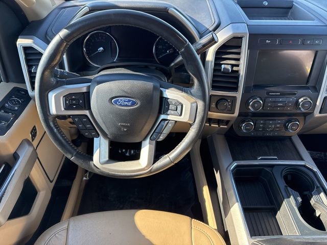 Used 2020 Ford F350 Lariat w/ Chrome Package image 29