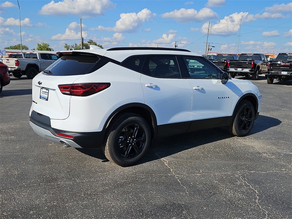 New 2025 Chevrolet Blazer LT w/ Convenience Package image 7