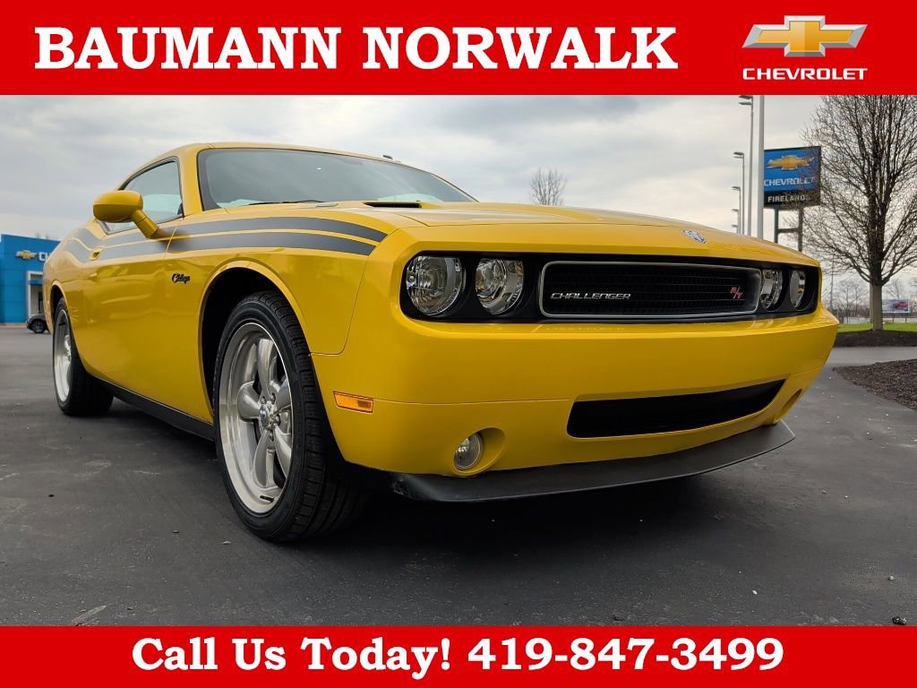 Used 2010 Dodge Challenger R/T image 1