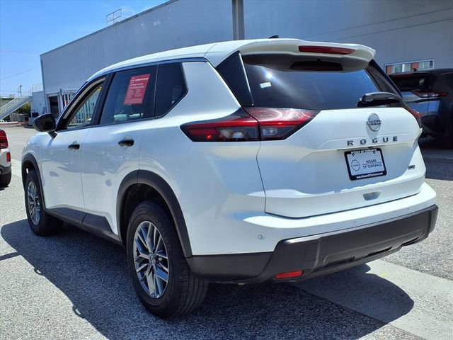 Certified 2024 Nissan Rogue S AWD/4WD image 3