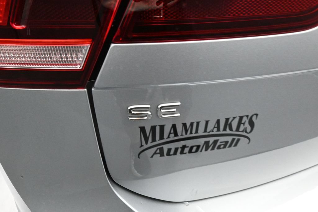 Used 2024 Volkswagen Tiguan SE FWD image 40