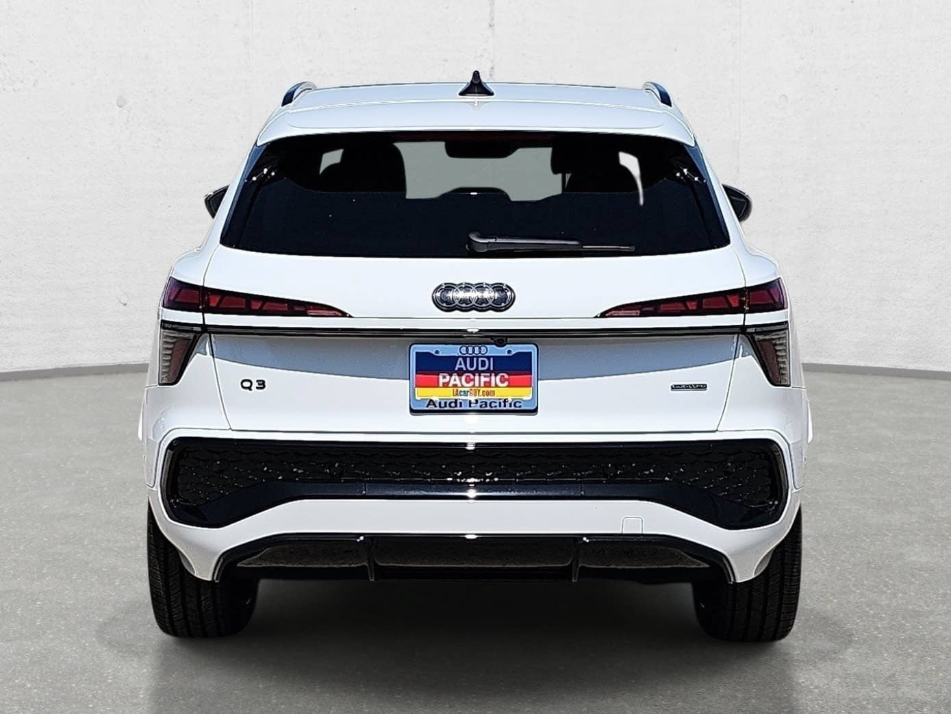 New 2026 Audi Q3 quattro 2.0T AWD/4WD image 6