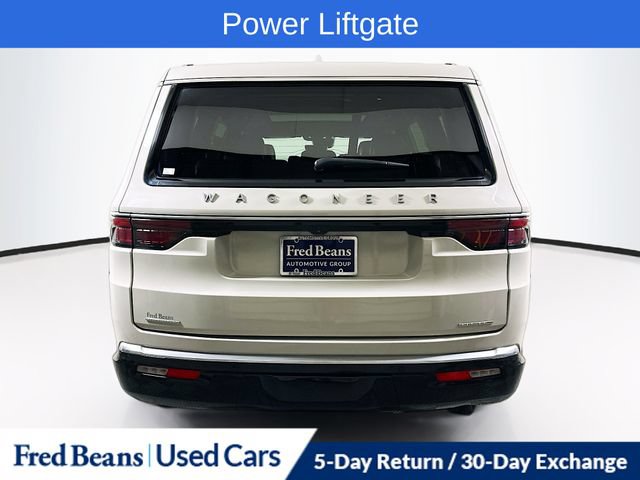 Used 2022 Jeep Wagoneer Series III w/ Premium Group I AWD/4WD image 7