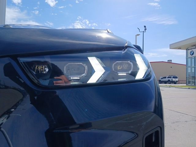 New 2026 BMW X5 sDrive40i image 4