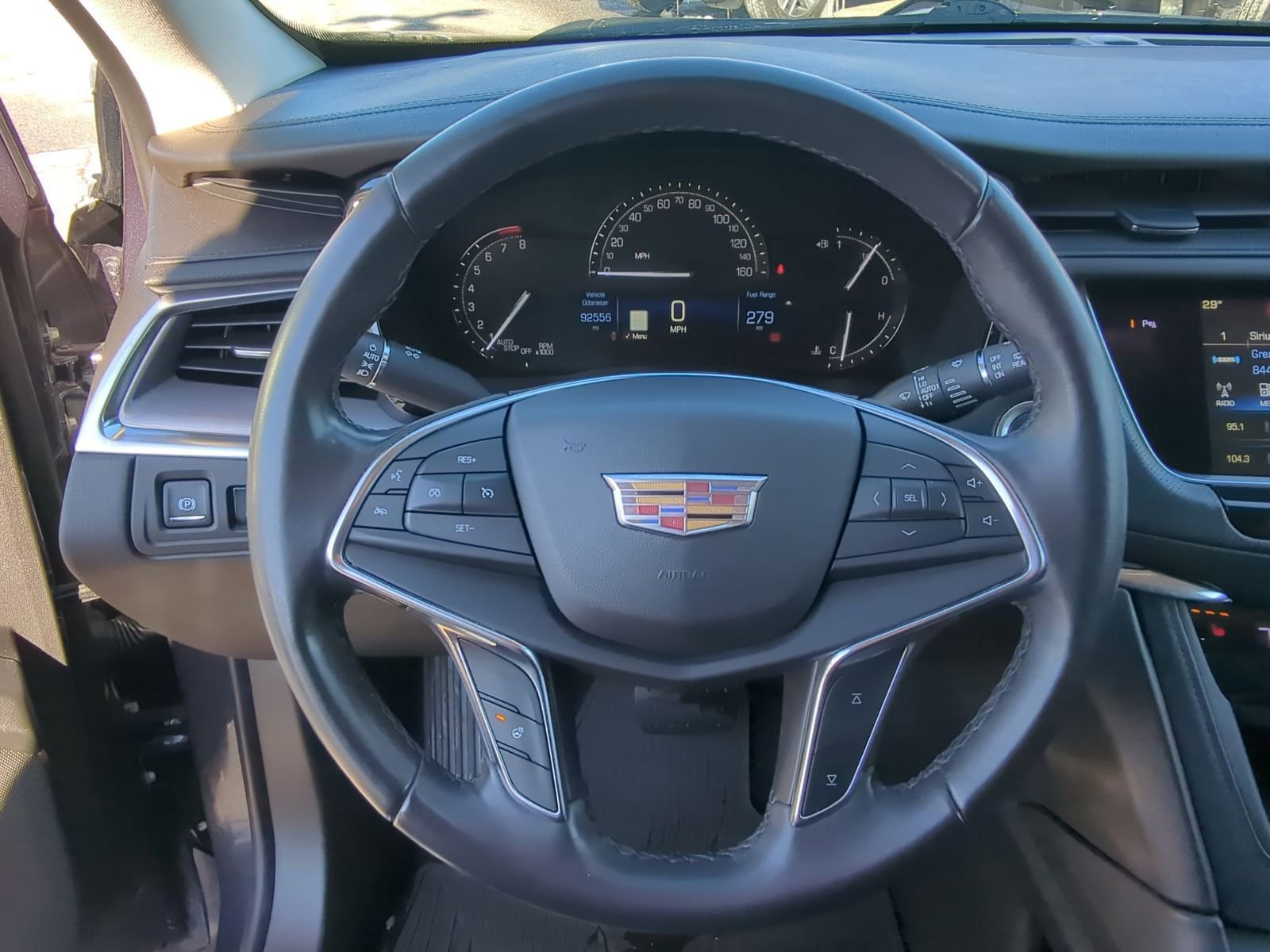 Used 2018 Cadillac XT5 Luxury image 27