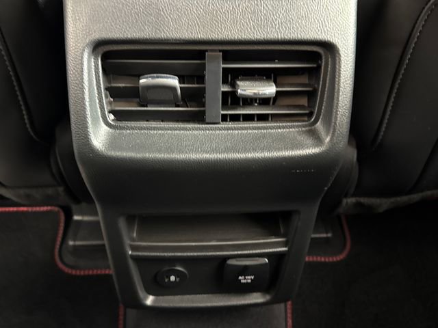 Used 2024 Ford Edge ST-Line AWD/4WD image 26