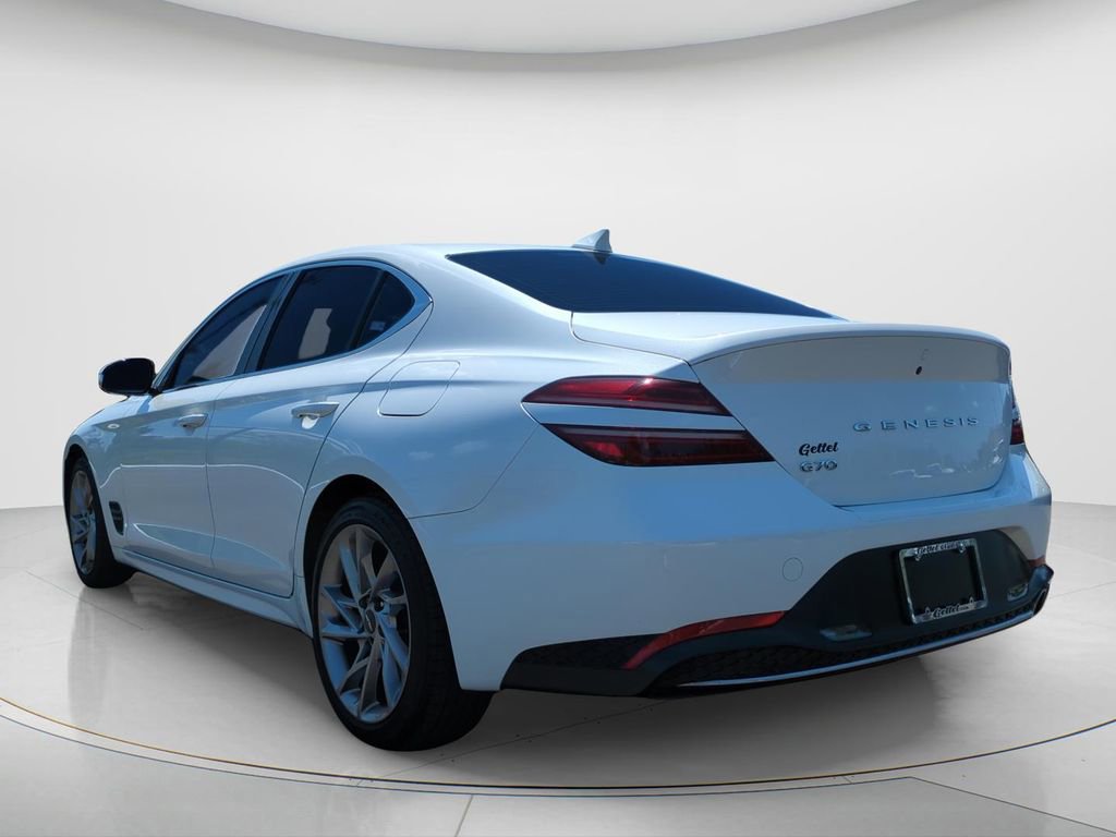 Used 2022 Genesis G70 2.0T RWD image 7