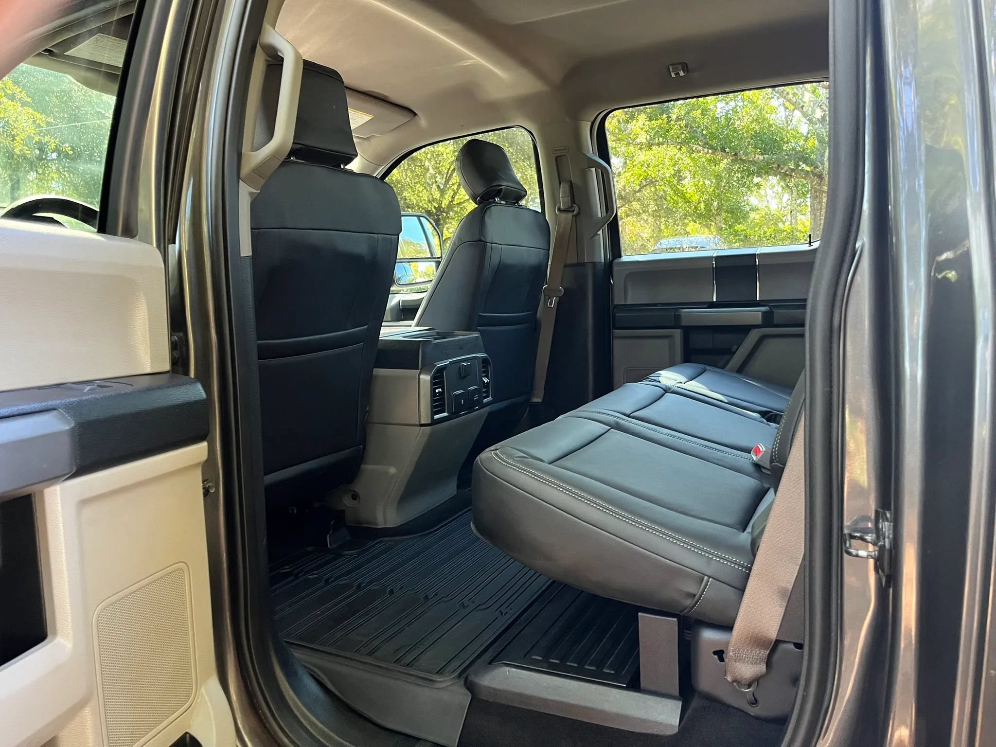 Used 2017 Ford F250 XLT AWD/4WD image 15