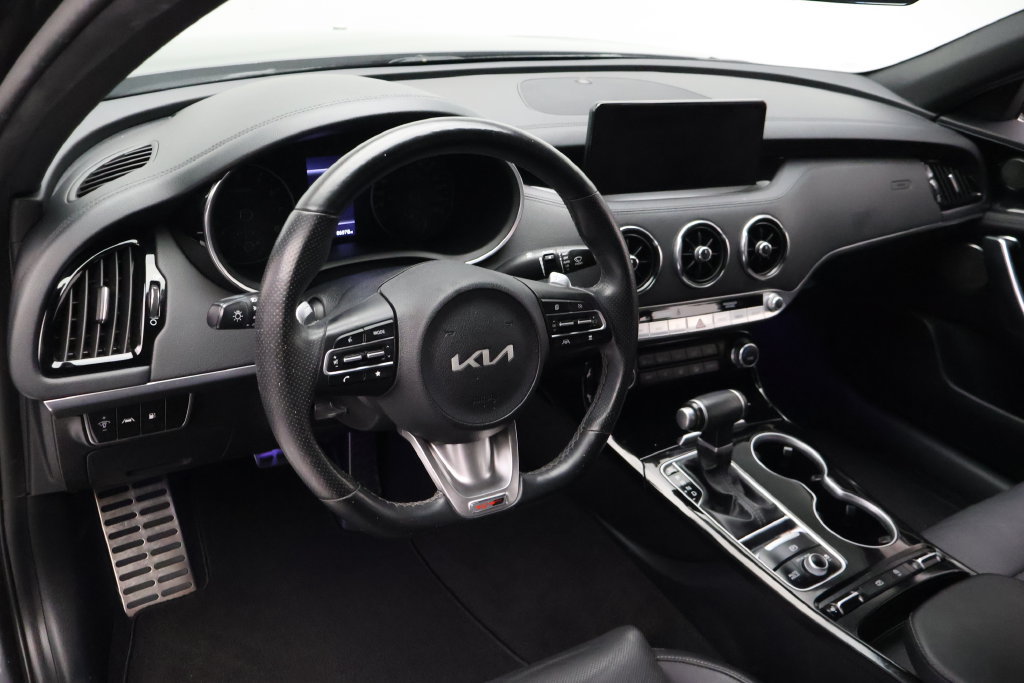Used 2022 Kia Stinger GT-Line w/ Sun & Sound Package RWD image 15