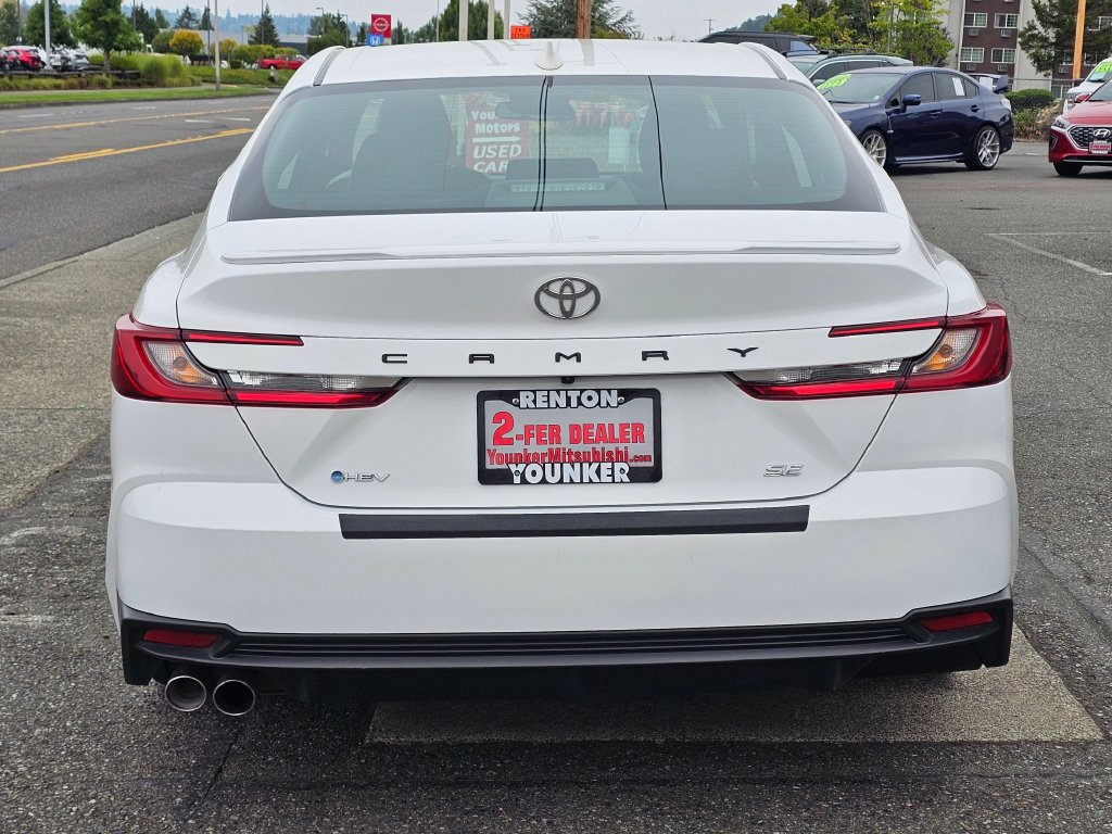 Used 2025 Toyota Camry SE FWD image 6