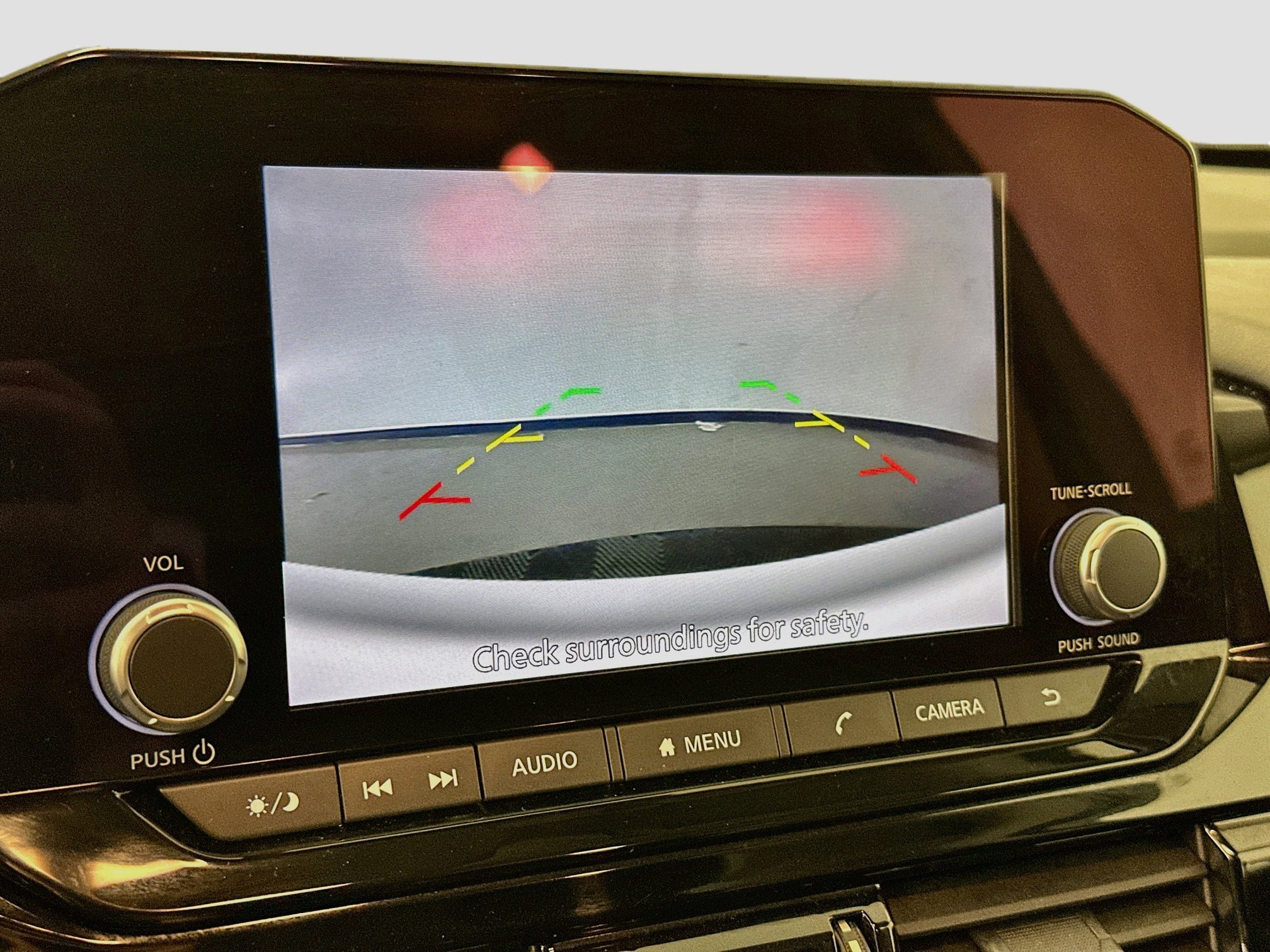 Used 2025 Nissan Pathfinder SV AWD/4WD image 22