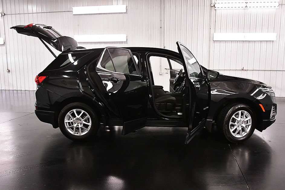 Used 2024 Chevrolet Equinox LT AWD/4WD image 31