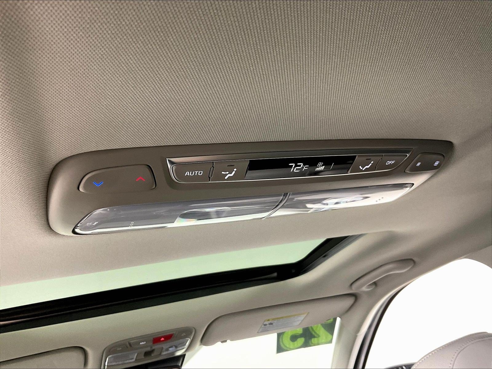Used 2025 Kia Telluride EX FWD image 11