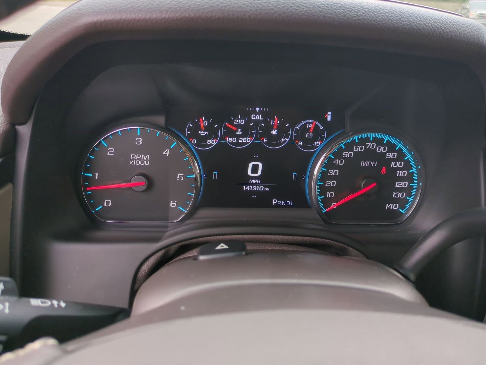 Used 2017 GMC Yukon XL SLT w/ Open Road Package image 11