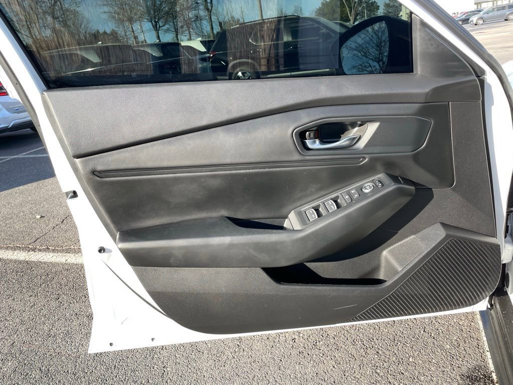 Certified 2025 Honda Accord SE image 23