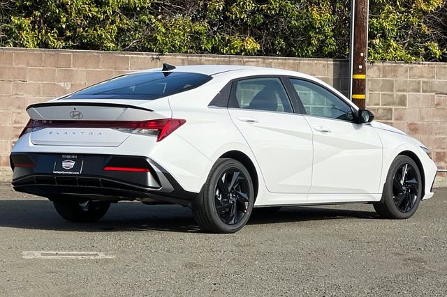 New 2026 Hyundai Elantra SEL Sport image 6