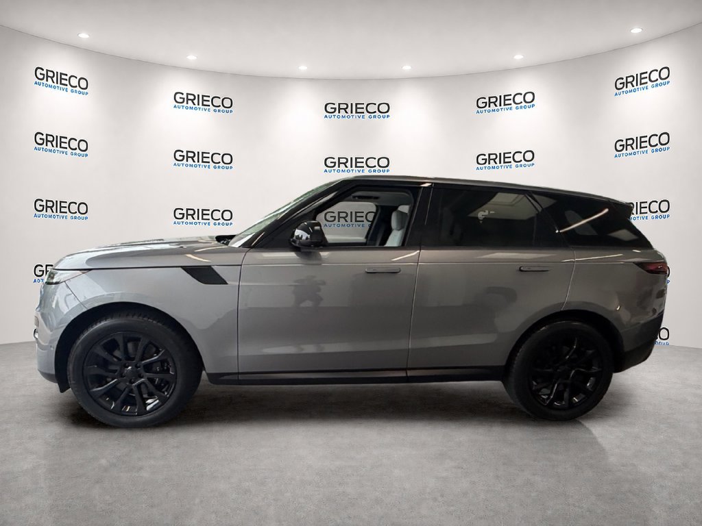 Used 2024 Land Rover Range Rover Sport SE AWD/4WD image 4