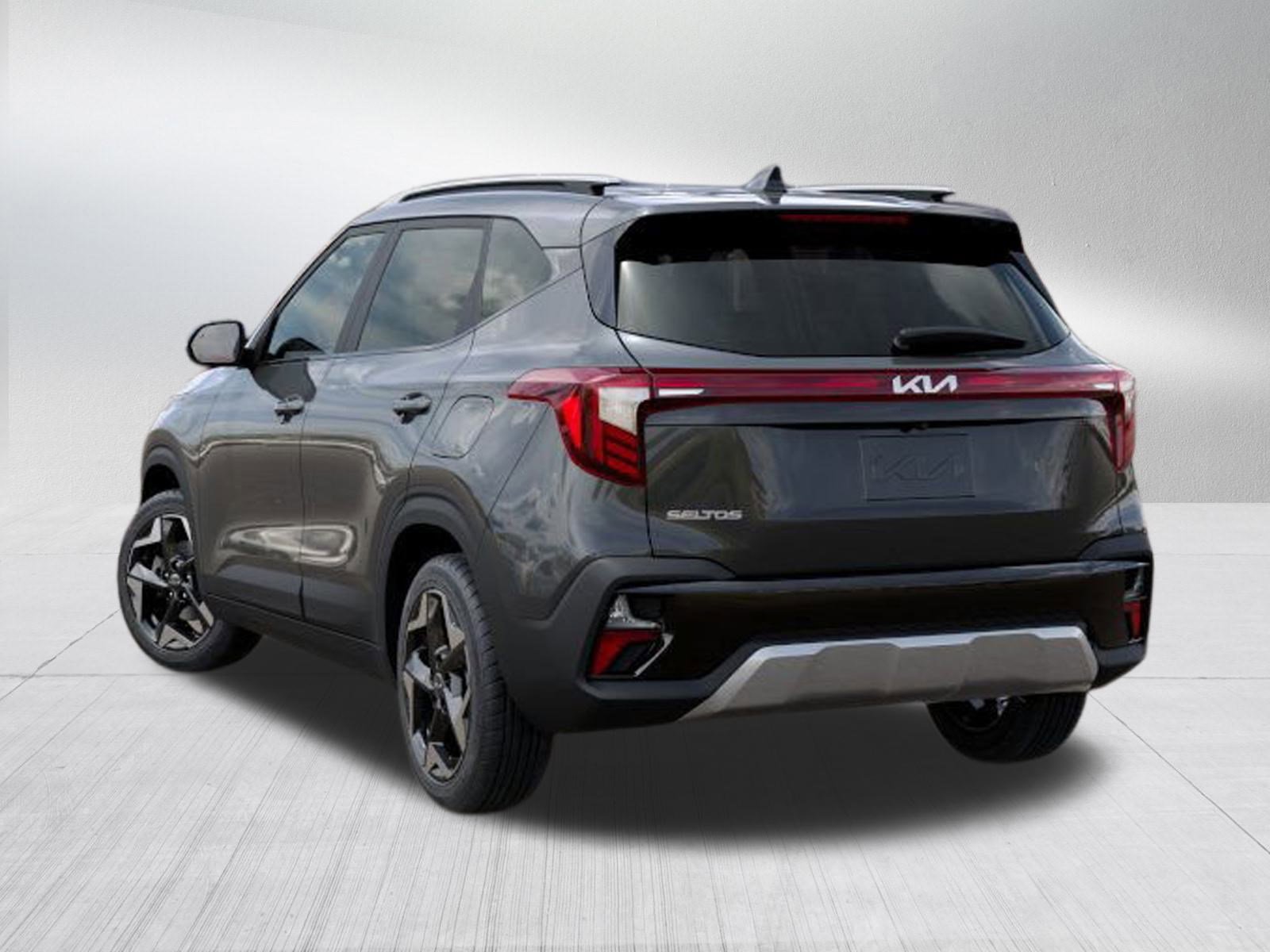 New 2026 Kia Seltos S image 4